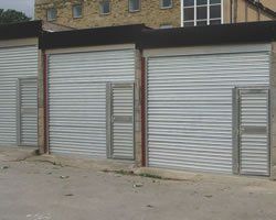 Door shutter