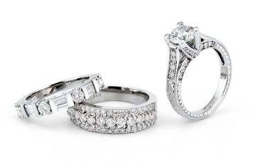 Bridal jewelry for weddings