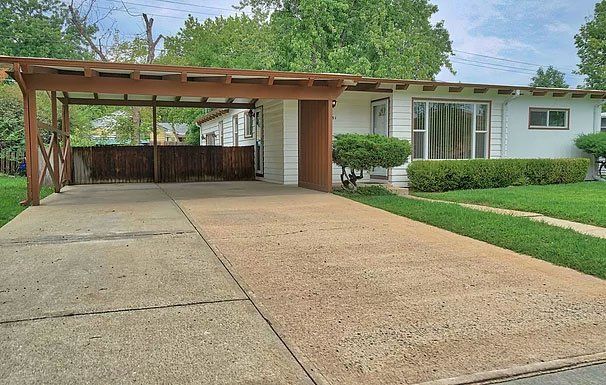 Denver Area Real Estate Photographer | Sacred Wind Before Virtual Staging Photo