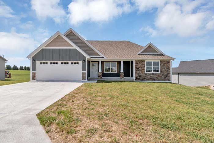 171 Whisper Ridge Image 3