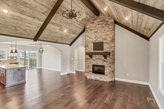 171 Whisper Ridge Image 5