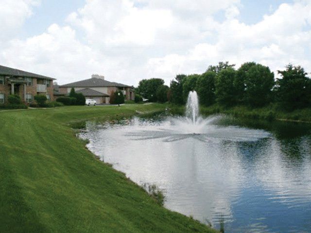 Embassy Place Pond