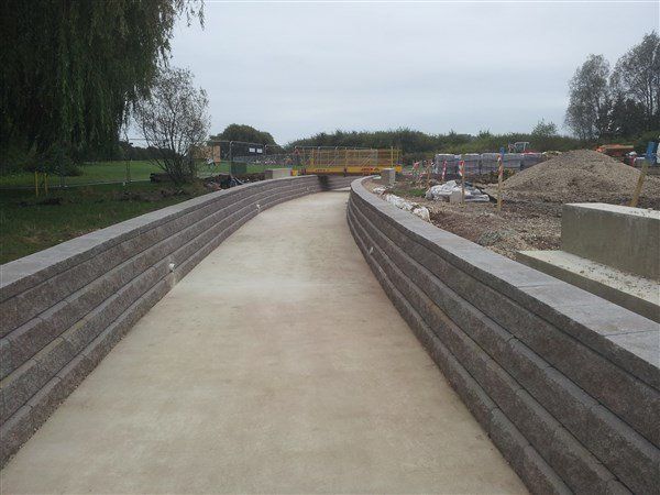 blockwork channel through portsmouth golf course