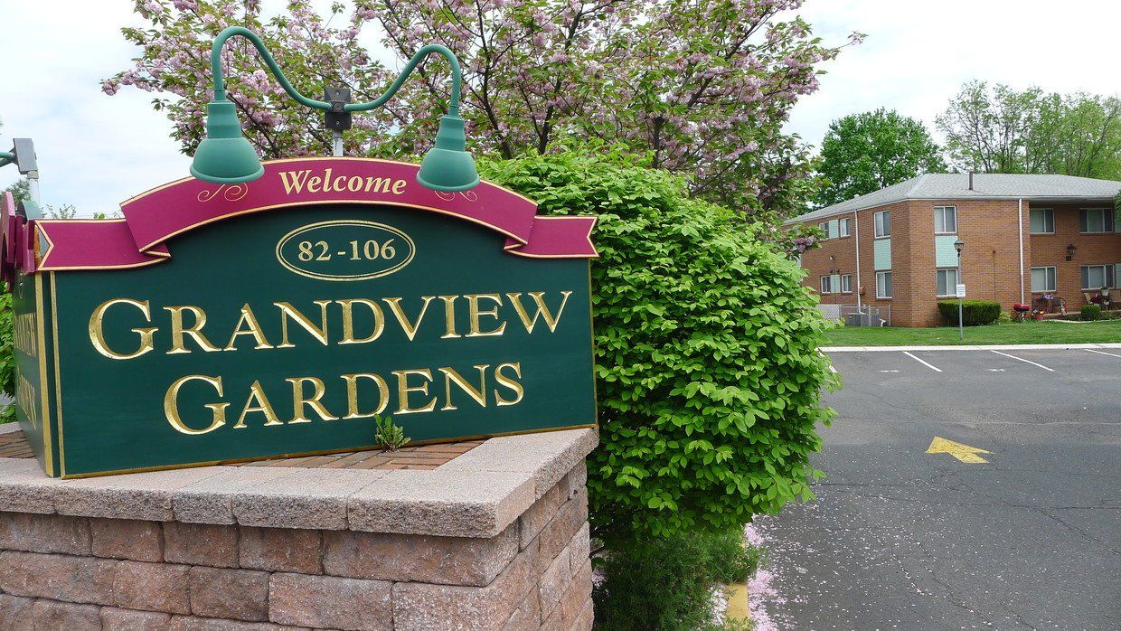 Grandview Apartments Laundry