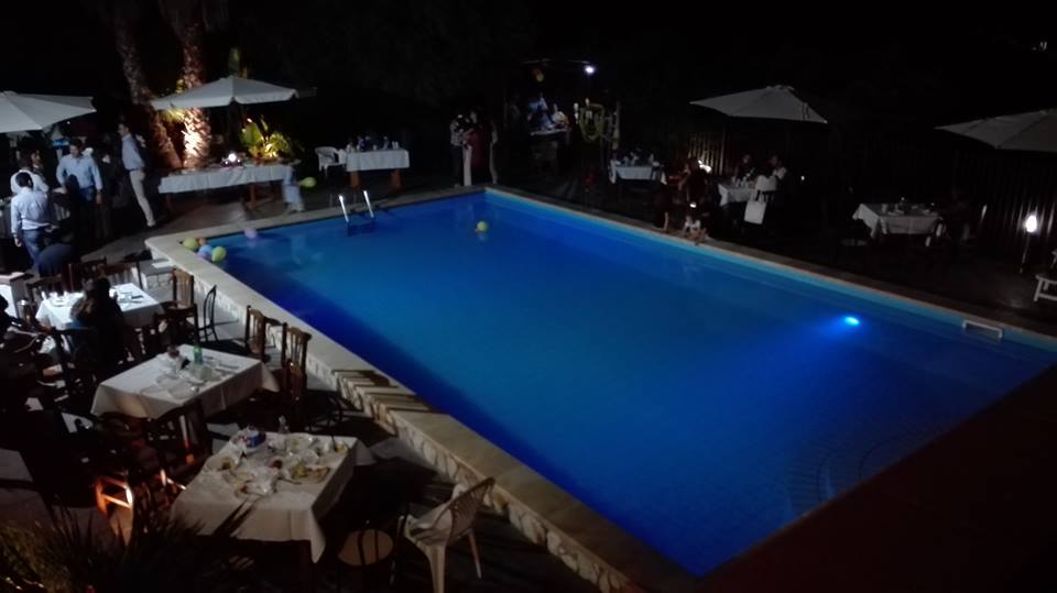 piscina notturna