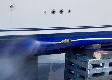 Antifouling and boat pressure washing in Kingsbridge and Salcombe