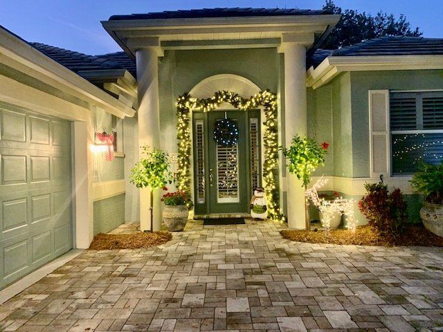 Landscape,Landscaping,Landscape Design,Affordable Landscaping,Flowers,Sod,Garden,Lawn Care,Landscaping on a Budget Sarasota