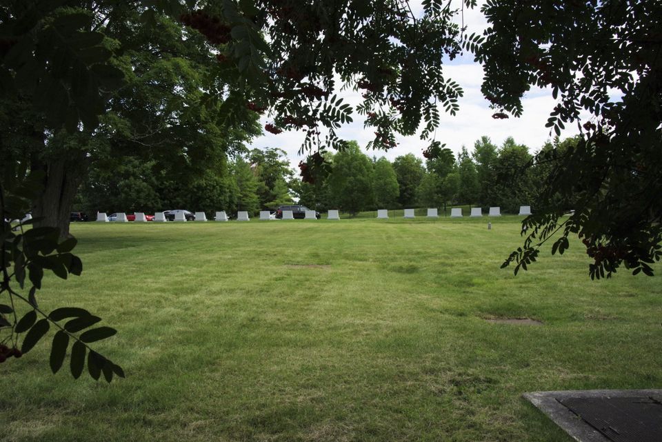 Councillors 'disappointed' after colleagues vote against HRC monument funding