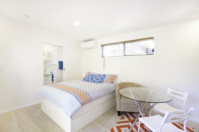 white interior bedroom