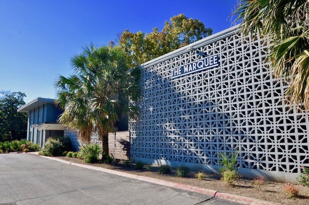 5515 Gaston Property Image