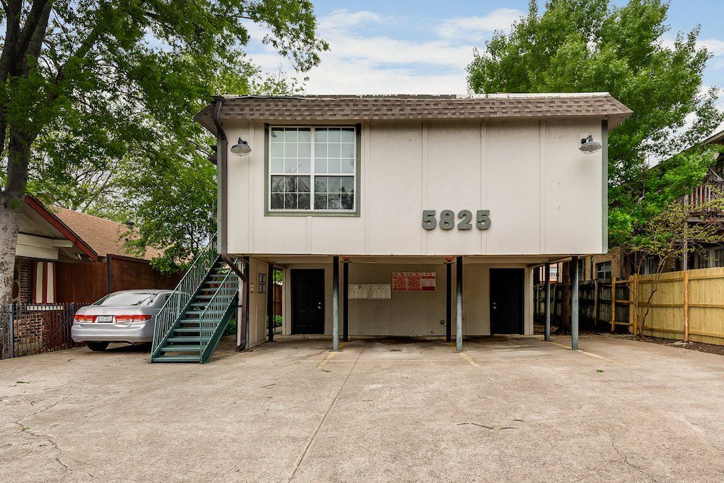 5811 Reiger Property Image