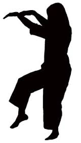 Disegno di donna che pratica Qigong