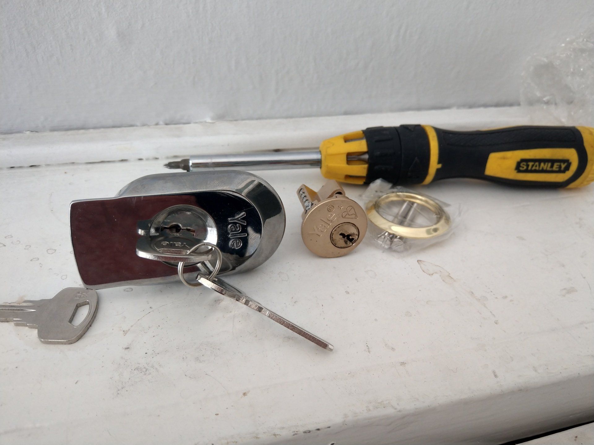 SMS locksmith main benefits 24 hours emergency locksmith in Notting Hill