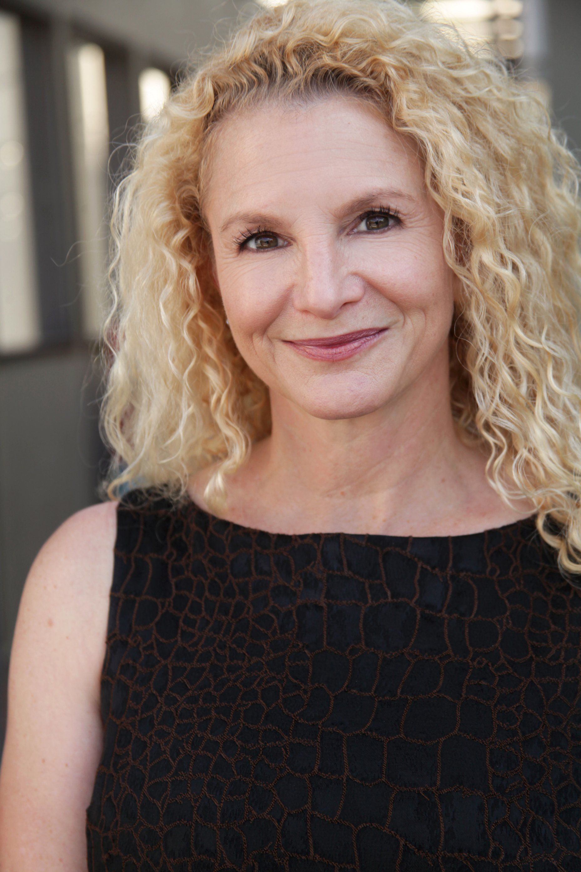 headshot of terri gier