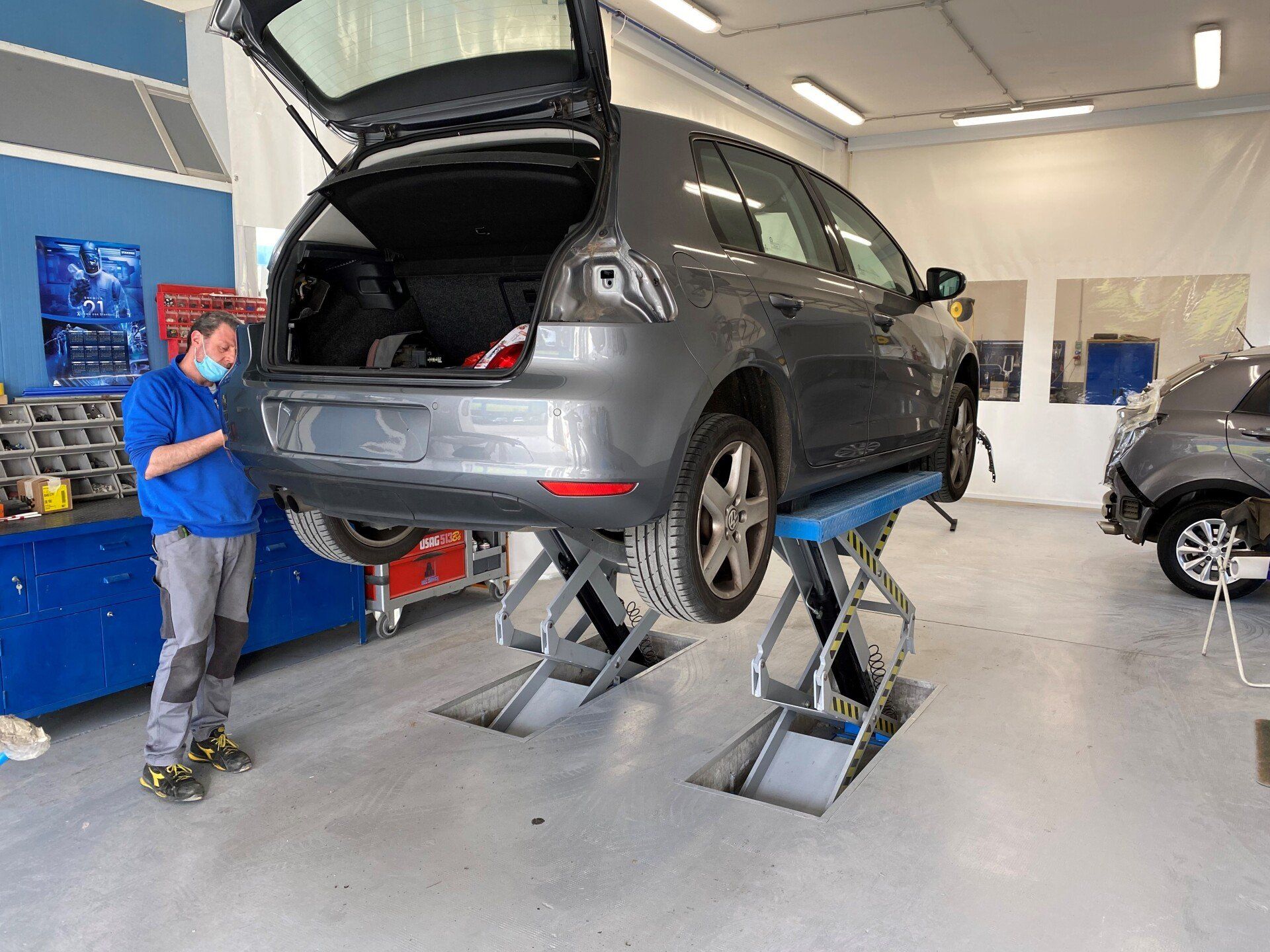 Carrozzeria Bello - Torino Nord, Borgaro Torinese, Caselle, Volpiano, Mappano, Brandizzo, Settimo Torinese, Ciriè, e Venaria Reale