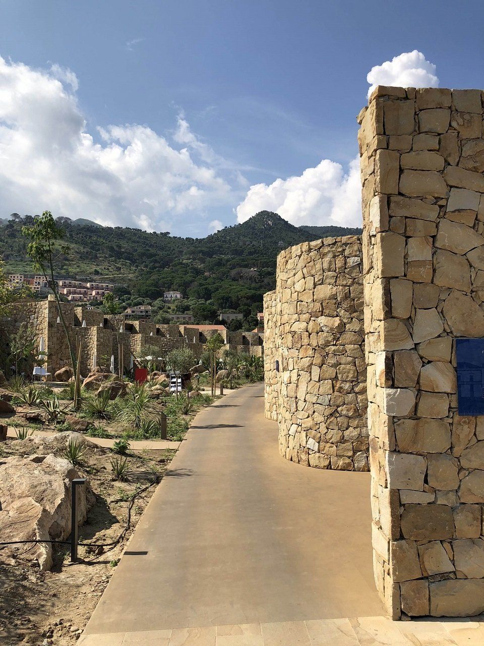 Muri in quarzarenite