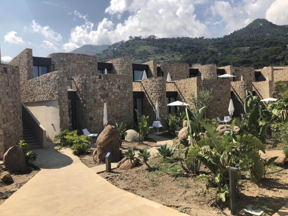 Abitazioni con rivestimenti esterni in pietra