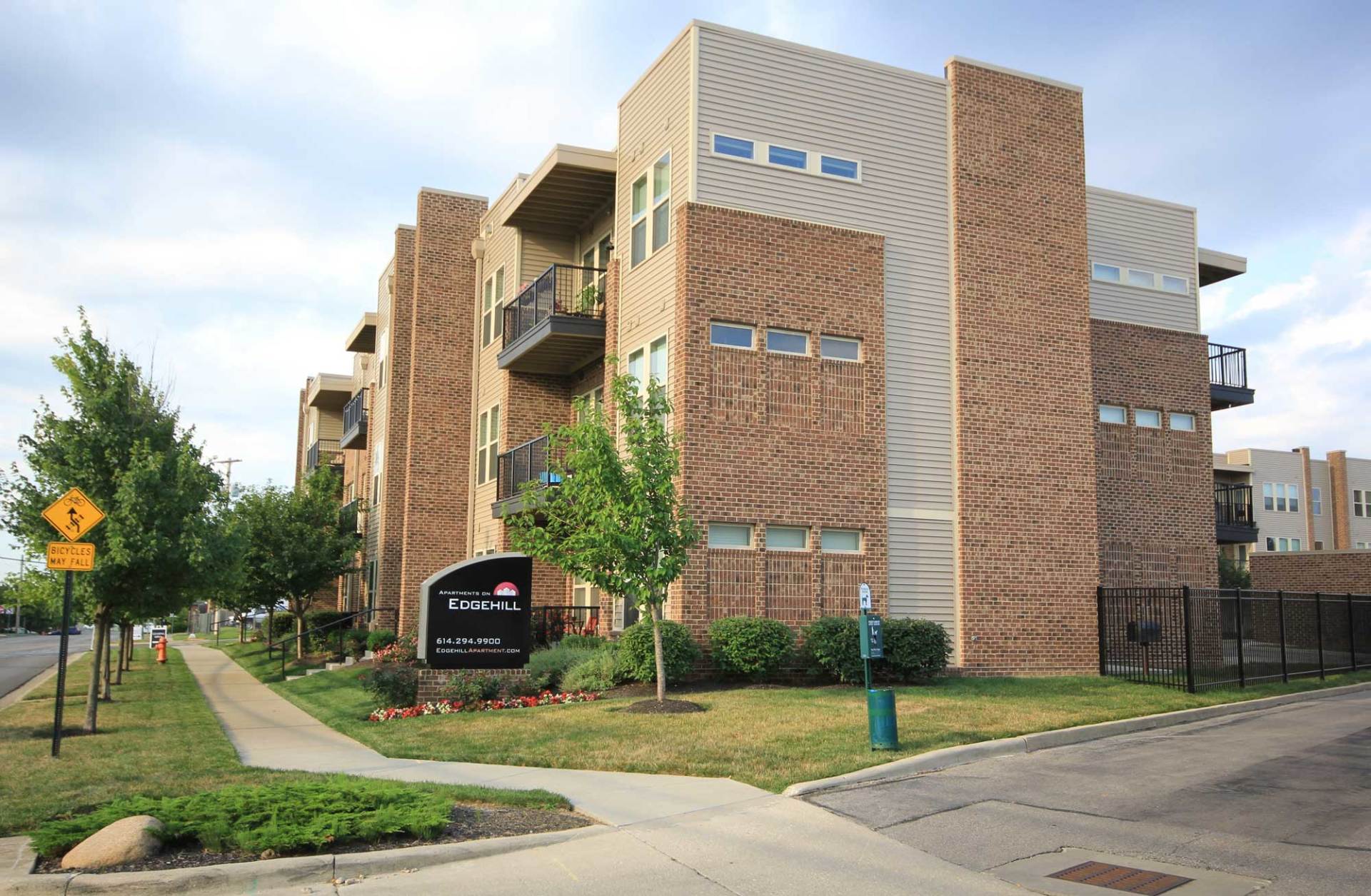 Apartments on Edgehill exterior
