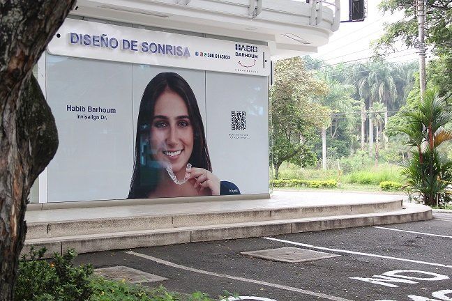 Clínica de Ortodncia Invisible Dr. Habib Barhoum Sede Ciudad Jardín en Cali