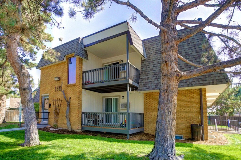 apt exterior