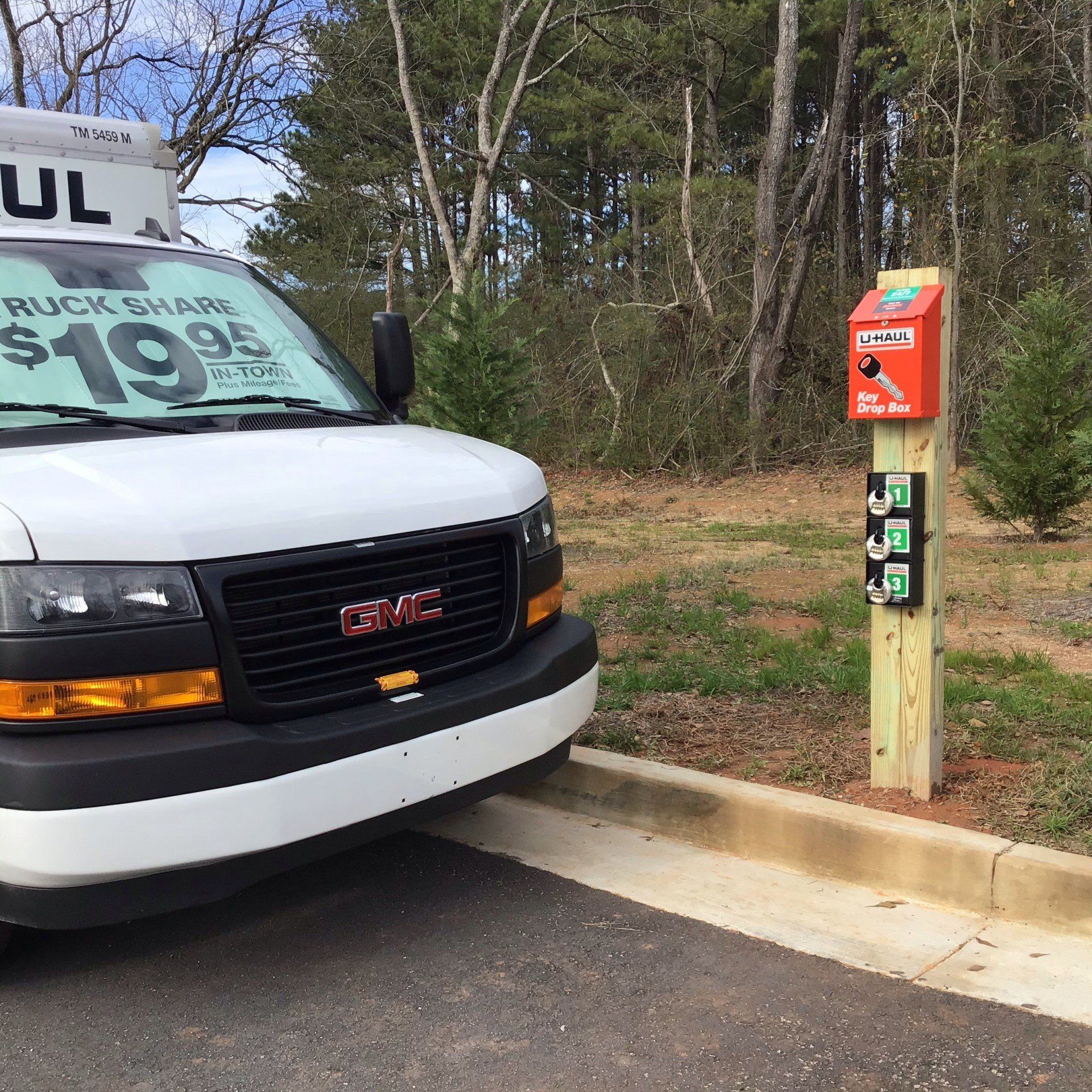 UHAUL rentals with storage unit