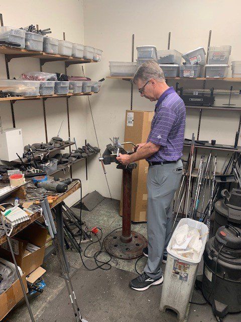 golf clubs lined up