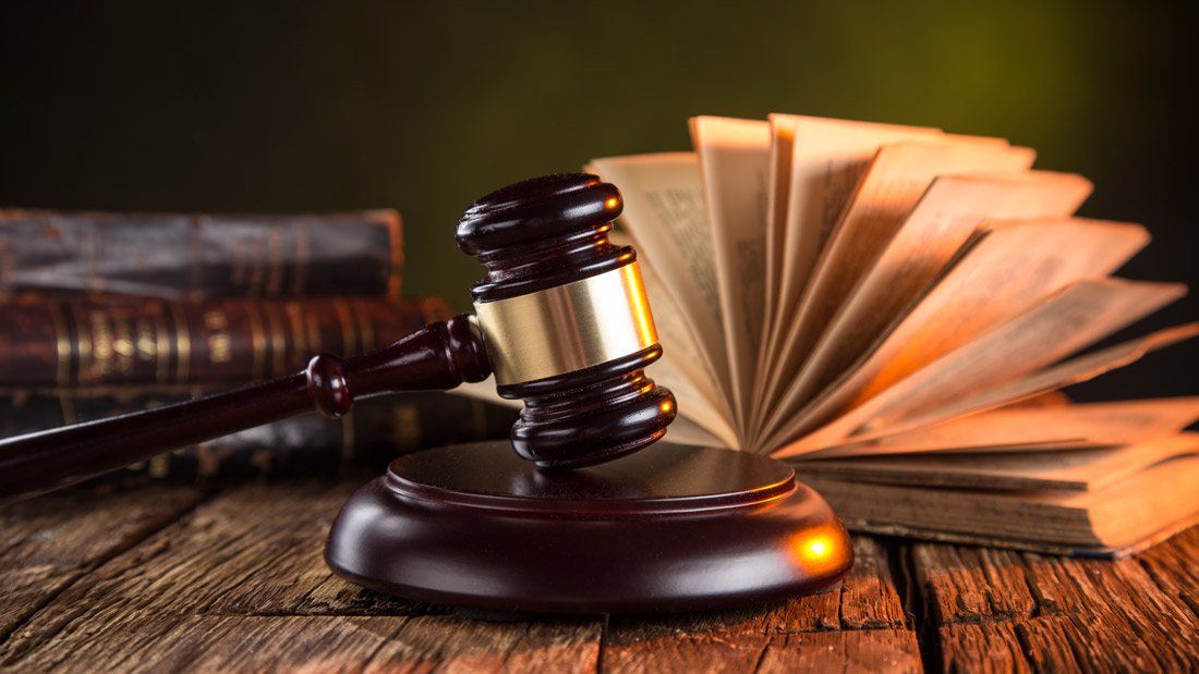 courtroom mallet