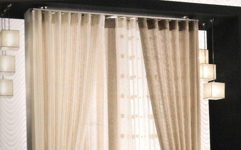tenda a bastone beige