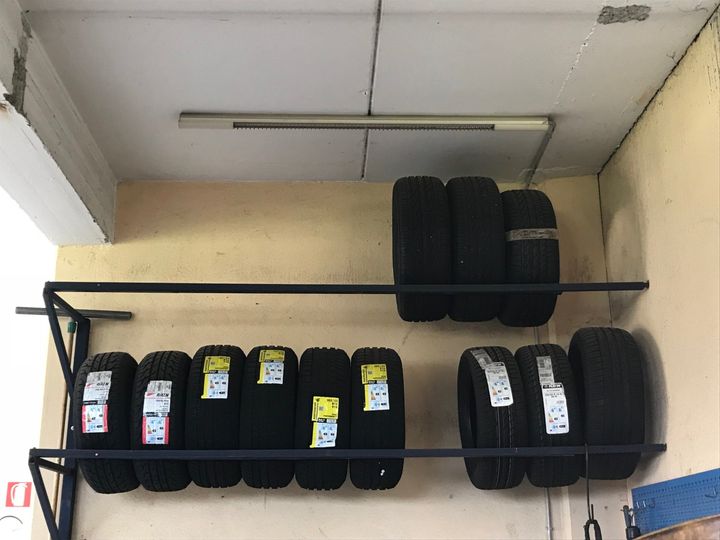set di gomme di invernali