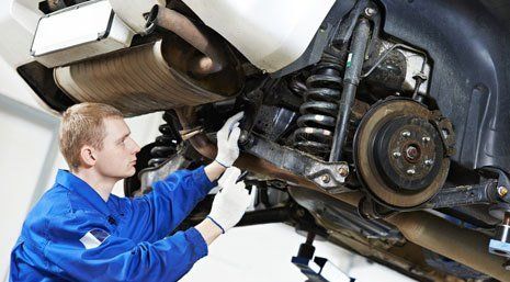 MOT mechanic at work