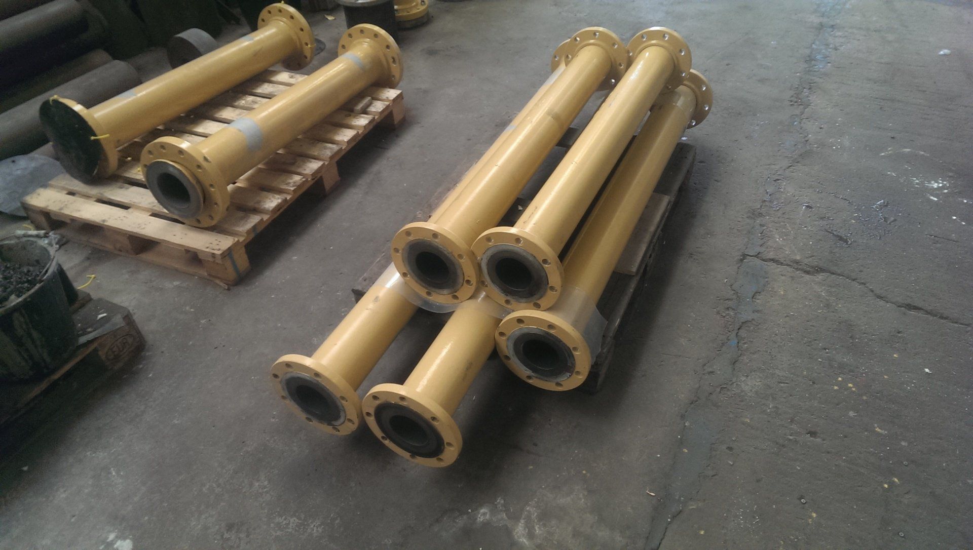 Gallery photos of Omegaslate wear resistance linings