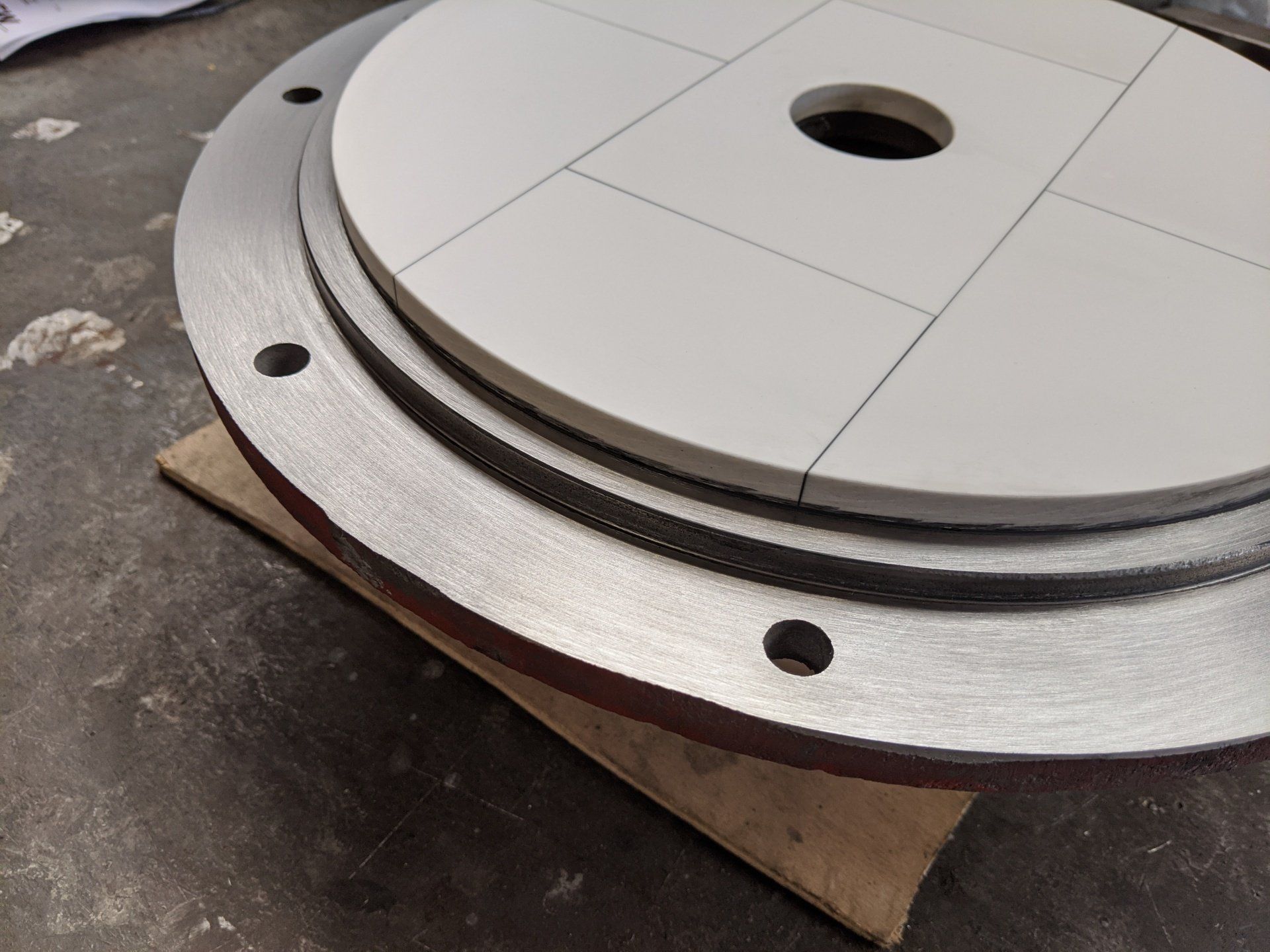 Gallery photos of Omegaslate wear resistance linings