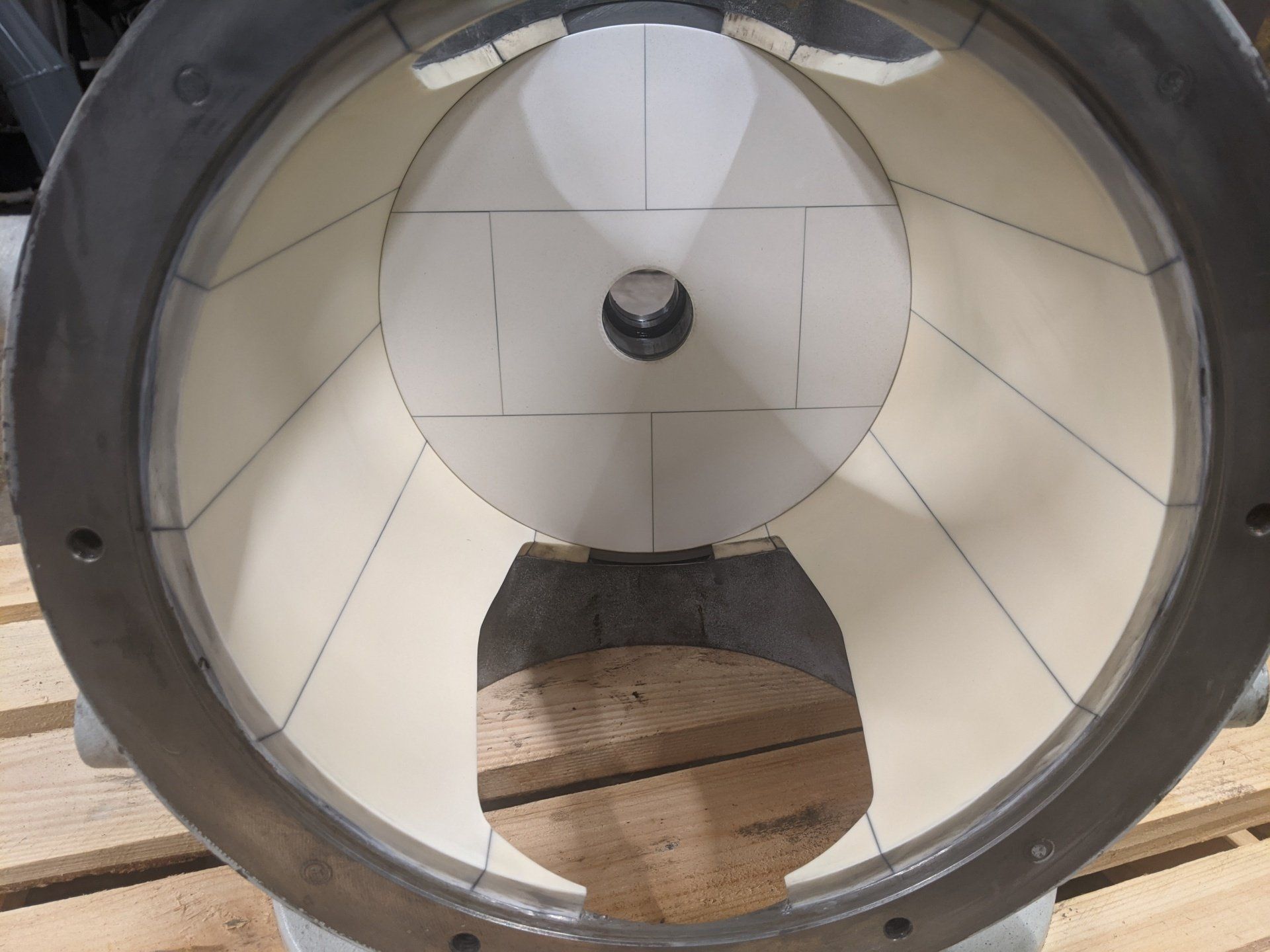 Gallery photos of Omegaslate wear resistance linings