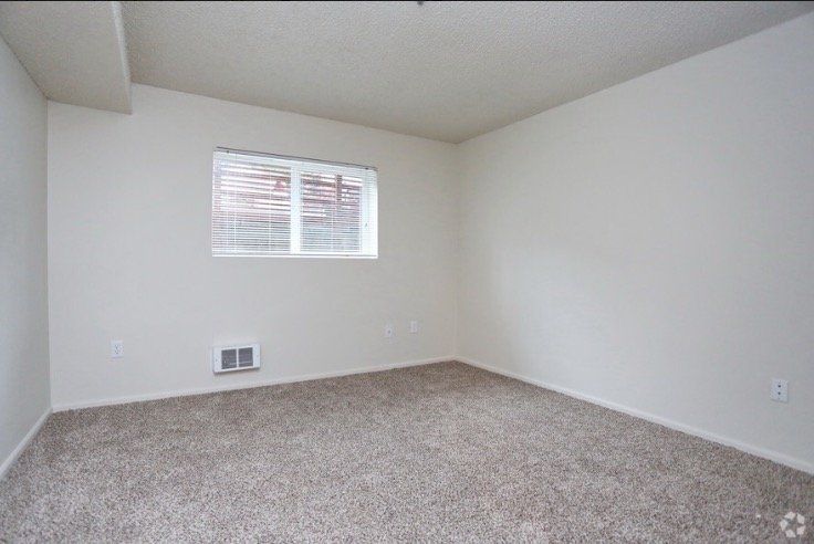 An example of the bedrooms available in Ever Green apartments