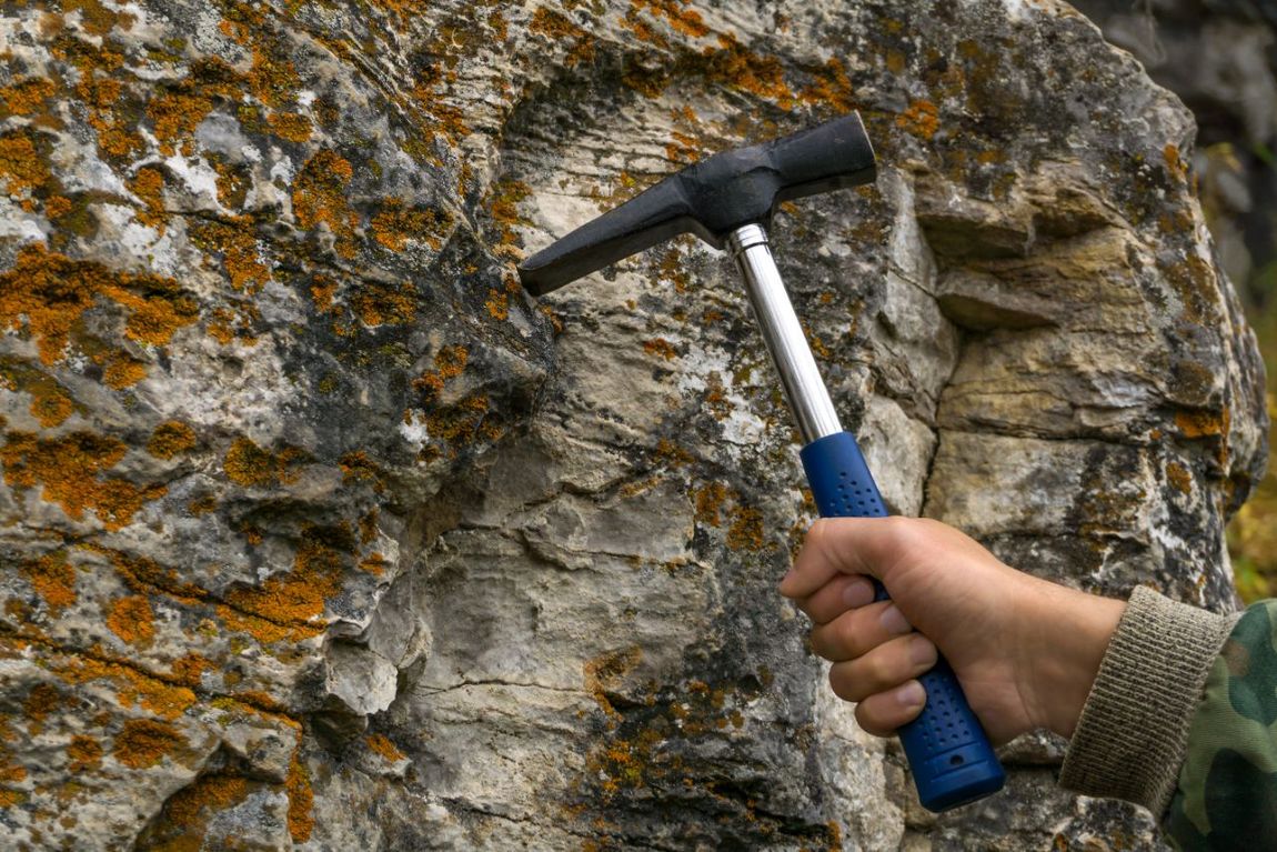 raccolta campioni di roccia