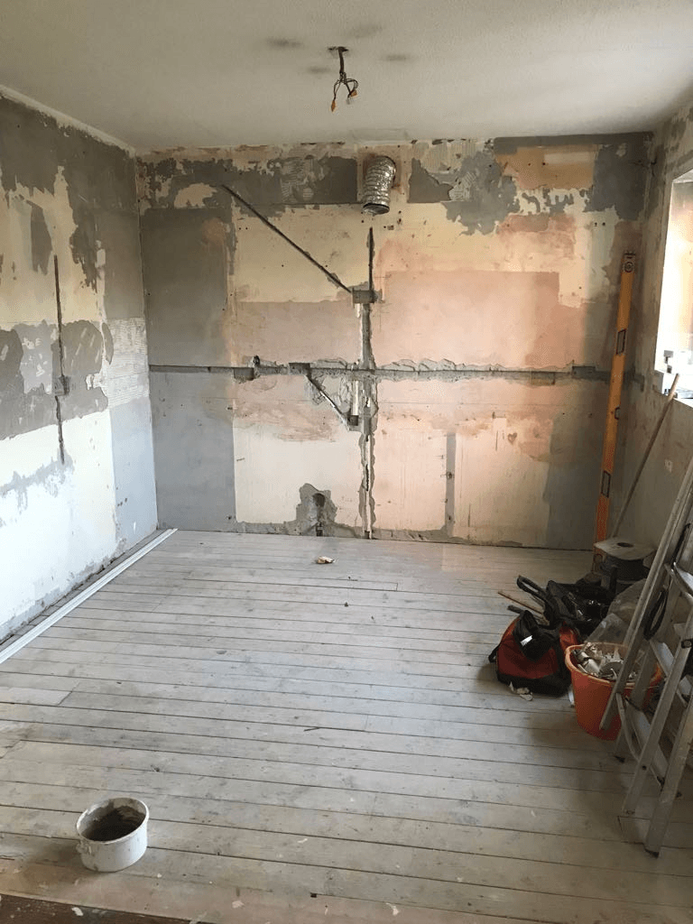 Kitchen - before