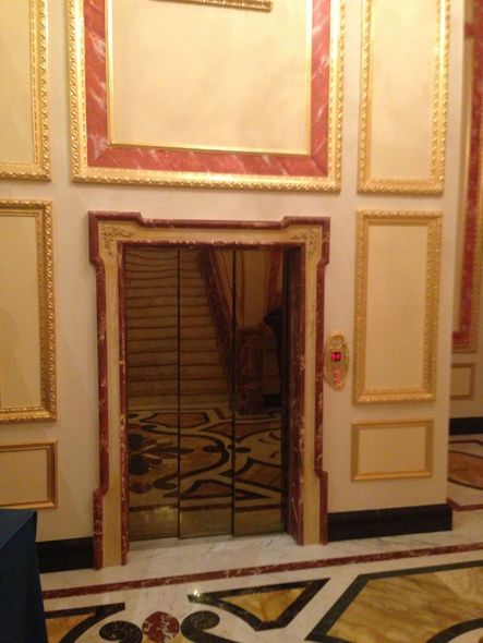 sale hotel Regina Palace