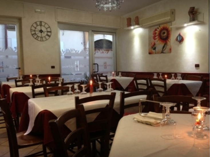 sala interna della pizzeria