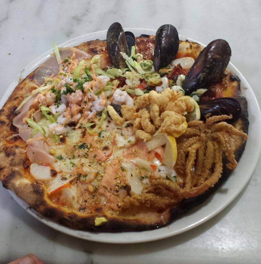 pizza con pesce