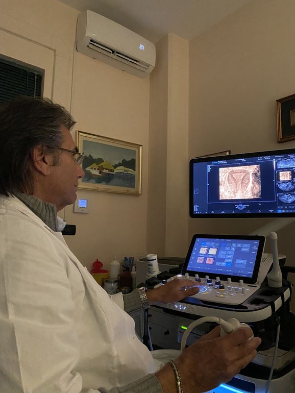 strumentazione di uno studio ginecologico