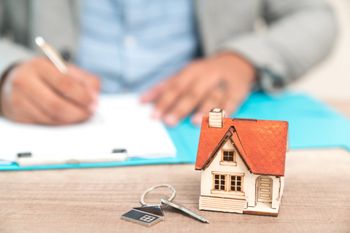 For property lawyers in Anglesey call 01407 742 810 or 01248 800 900 Solicitor