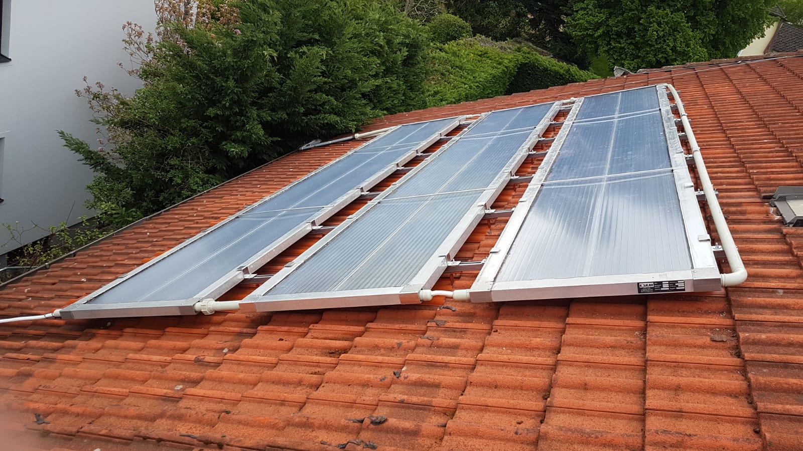 Solarpanele am Dach