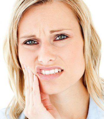 woman with sensitive teeth