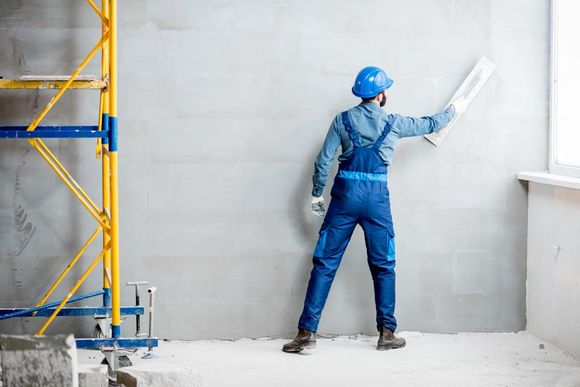 preparing the wall for painting