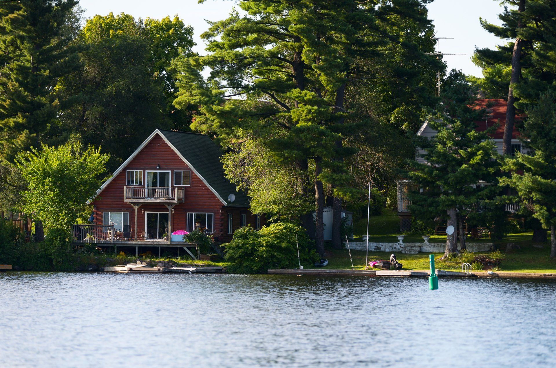 cottage-at-the-lake