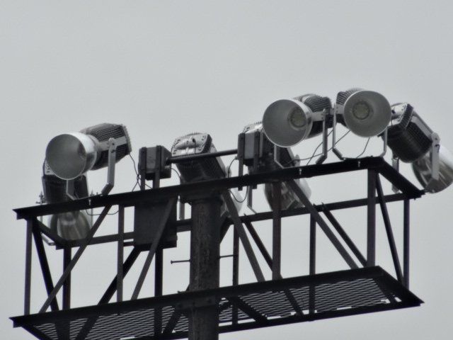 HIGH MAST LIGHT FIXTURES