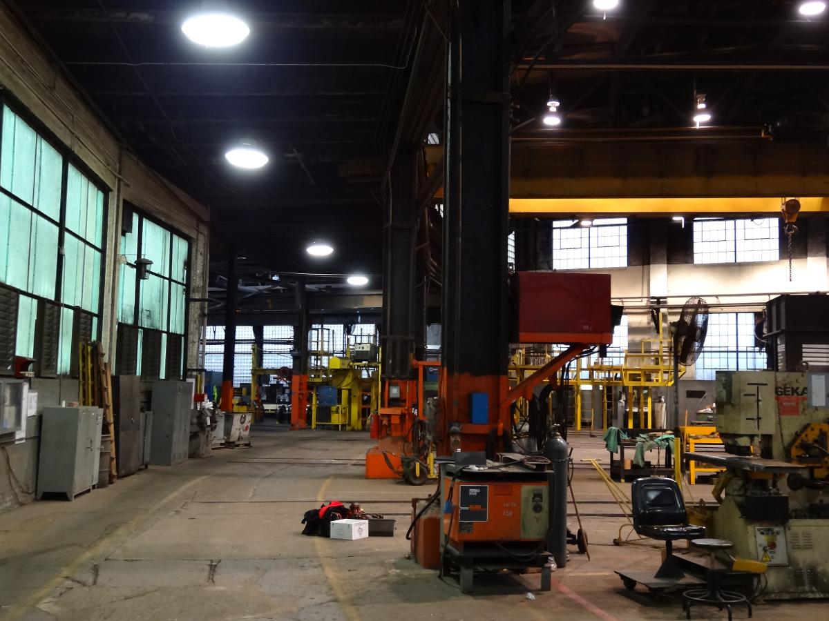 Ceramic Metal Halide Retrofit, LED, Induction, Fluorescent Lights