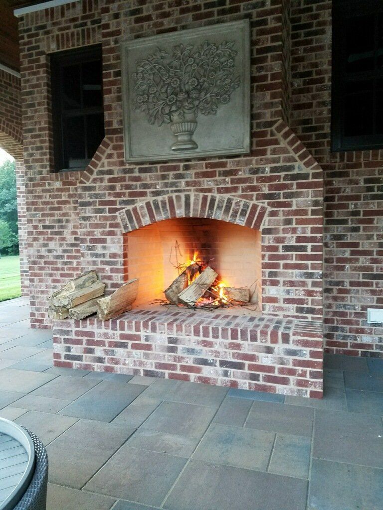 hardscape firepit in outdoor living room
