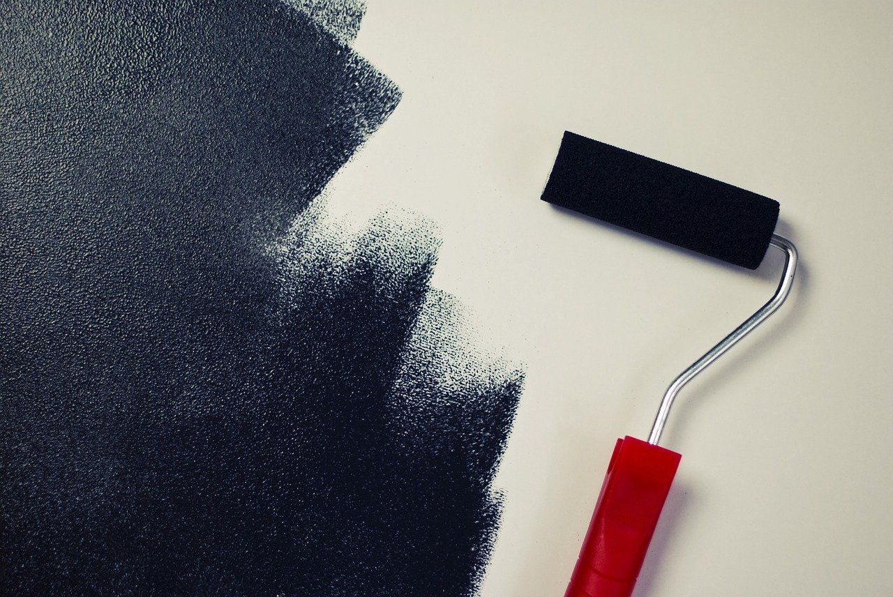 Heritage Roofing & Contracting offers painting services.