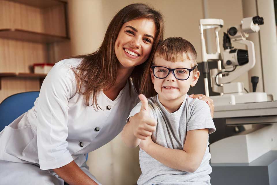 Optometry – Tupelo, MS – L.P. Britt, PA Family Optometry
